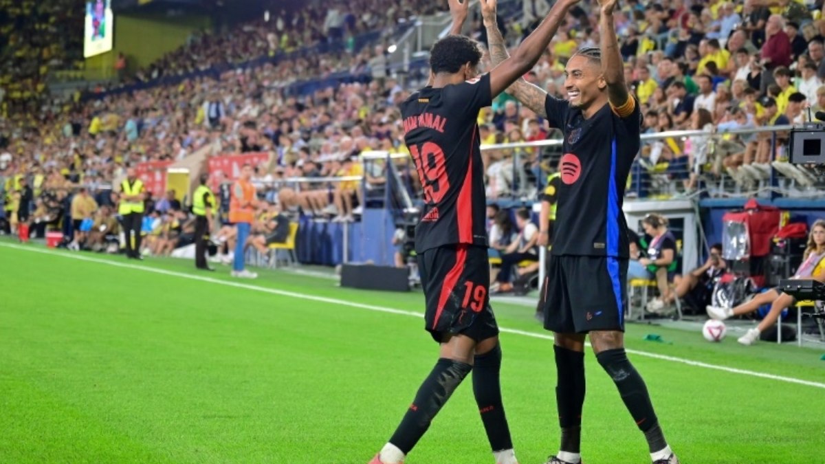 Barcelona afasta desconfiança com goleada sobre o Villarreal (5-1) fora de casa Barcelona afasta desconfiança com goleada sobre o Villarreal (5-1) fora de casa