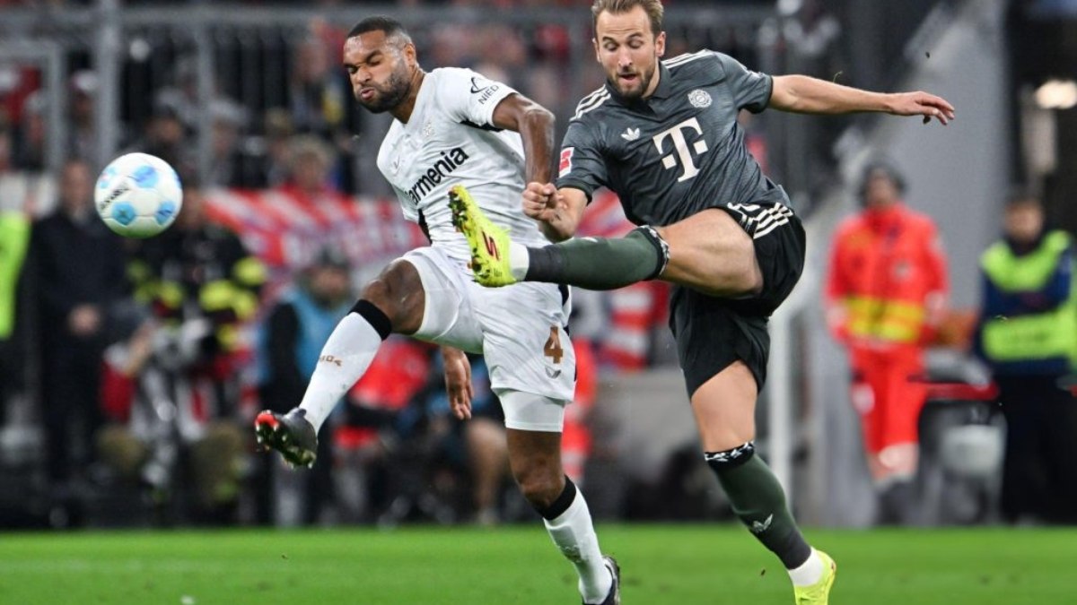 Em jogo de golaços, Bayern empata com o Leverkusen e segue líder da Bundesliga Em jogo de golaços, Bayern empata com o Leverkusen e segue líder da Bundesliga