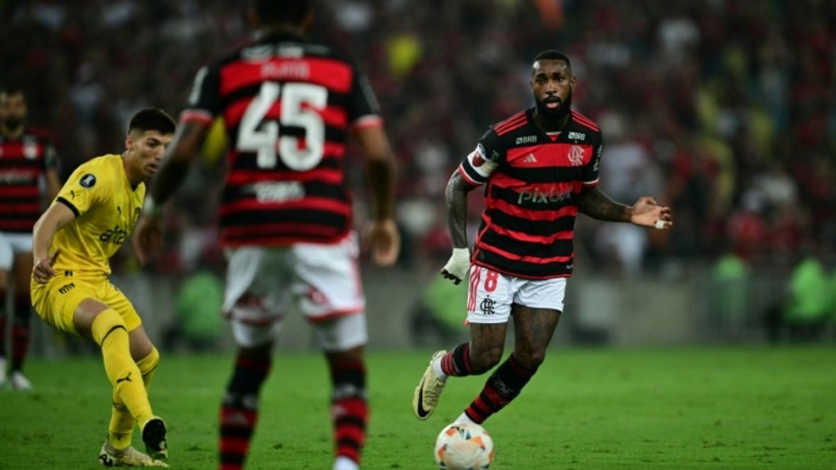 Flamengo visita Peñarol em busca de virada para ir à semifinal da Libertadores Flamengo visita Peñarol em busca de virada para ir à semifinal da Libertadores