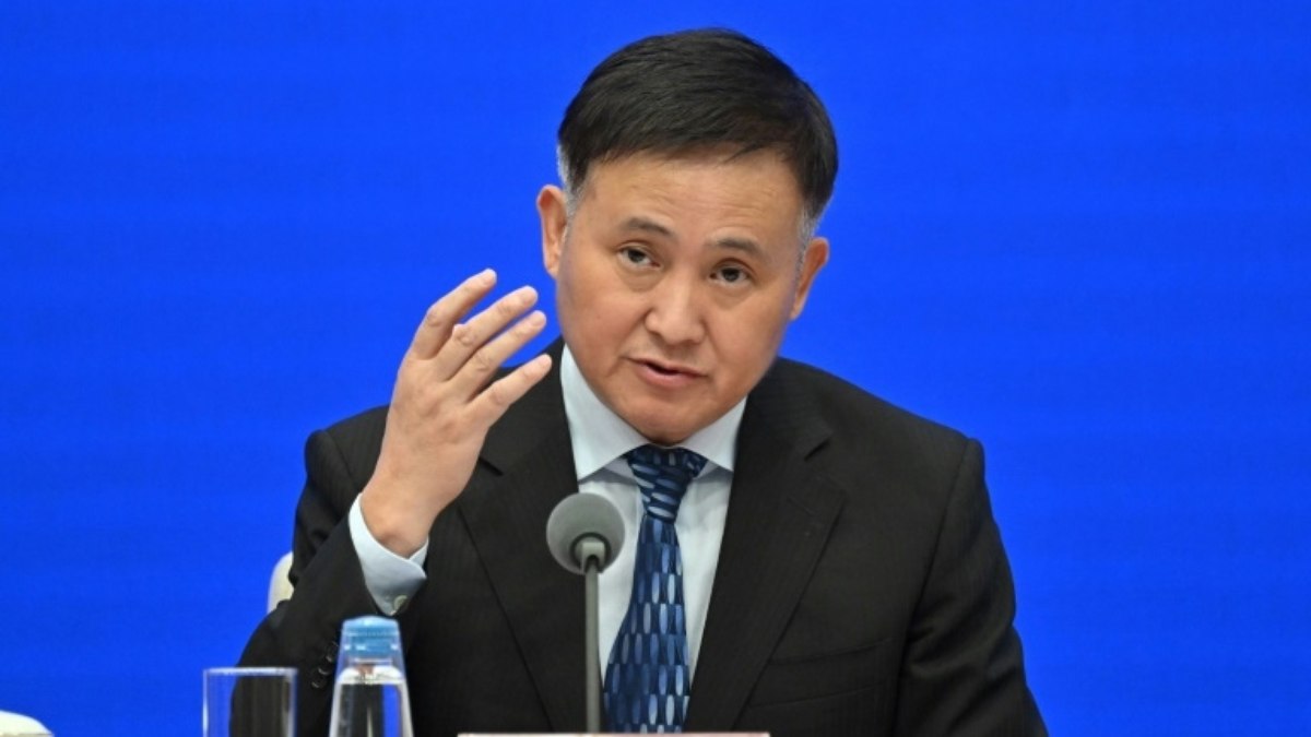 China corta juros e e reduz taxas de reserva dos bancos para estimular a economia China corta juros e e reduz taxas de reserva dos bancos para estimular a economia