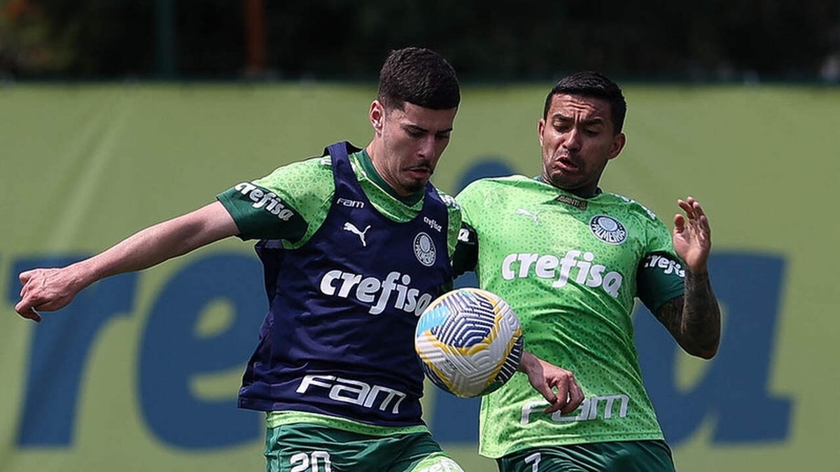 Palmeiras treina e terá mudanças para enfrentar o Vasco em Brasília Palmeiras treina e terá mudanças para enfrentar o Vasco em Brasília