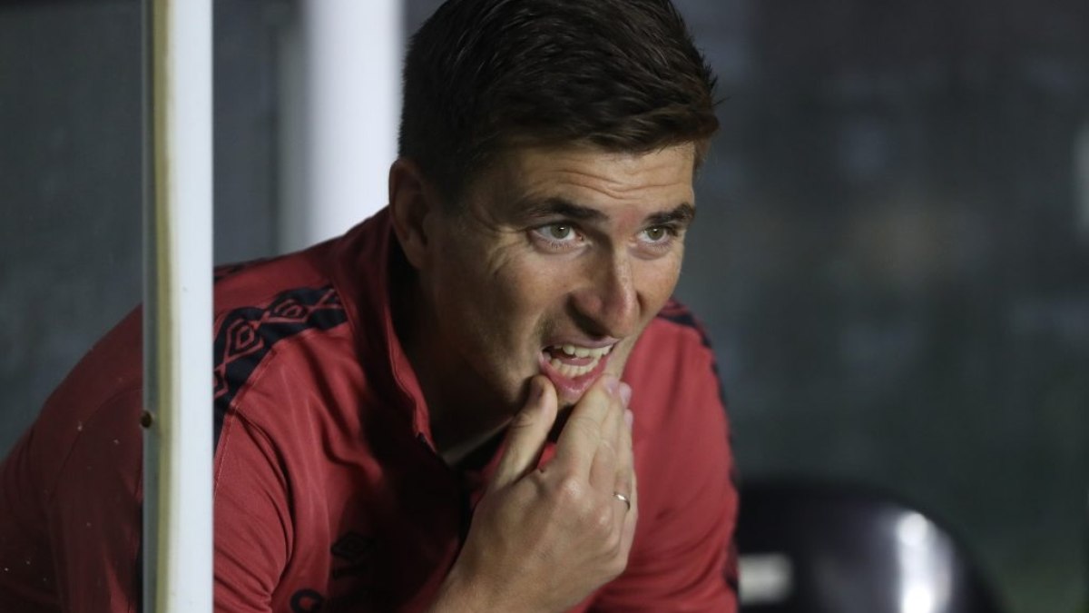 Athletico Paranaense demite Martín Varini após empate contra o Criciúma Athletico Paranaense demite Martín Varini após empate contra o Criciúma