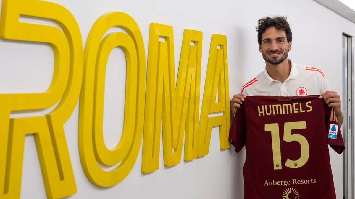 Roma anuncia a contratação do zagueiro Hummels Roma anuncia a contratação do zagueiro Hummels