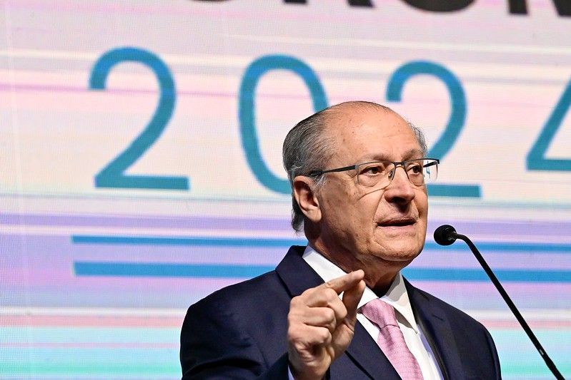 Quanto menor os juros, melhor para o desenvolvimento do país, disse Alckmin Quanto menor os juros, melhor para o desenvolvimento do país, disse Alckmin
