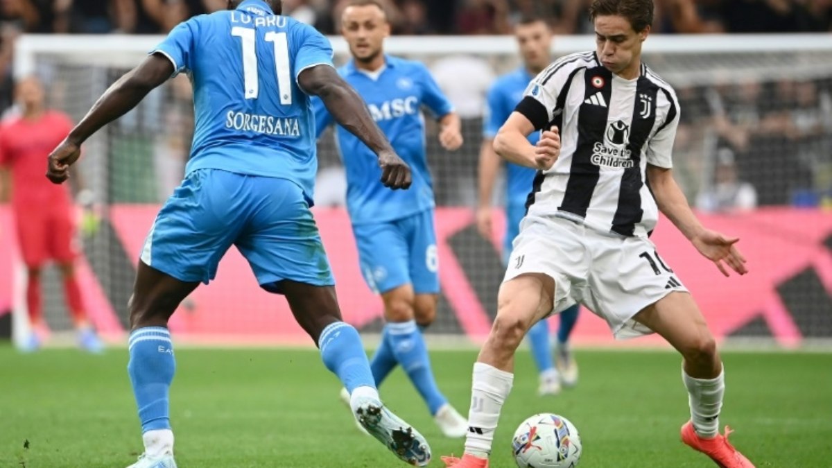 Juventus volta a perder pontos em casa com empate (0-0) contra o Napoli Juventus volta a perder pontos em casa com empate (0-0) contra o Napoli