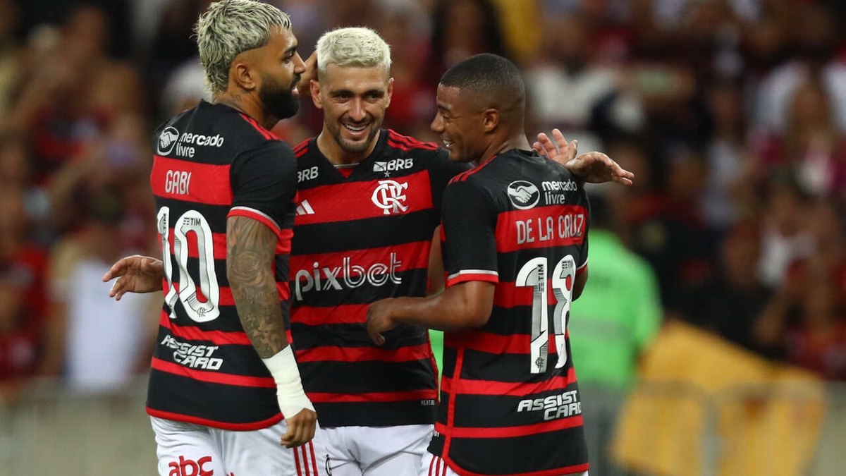 Após caos, Flamengo celebra alívio em DM às vésperas da Copa do Brasil Após caos, Flamengo celebra alívio em DM às vésperas da Copa do Brasil