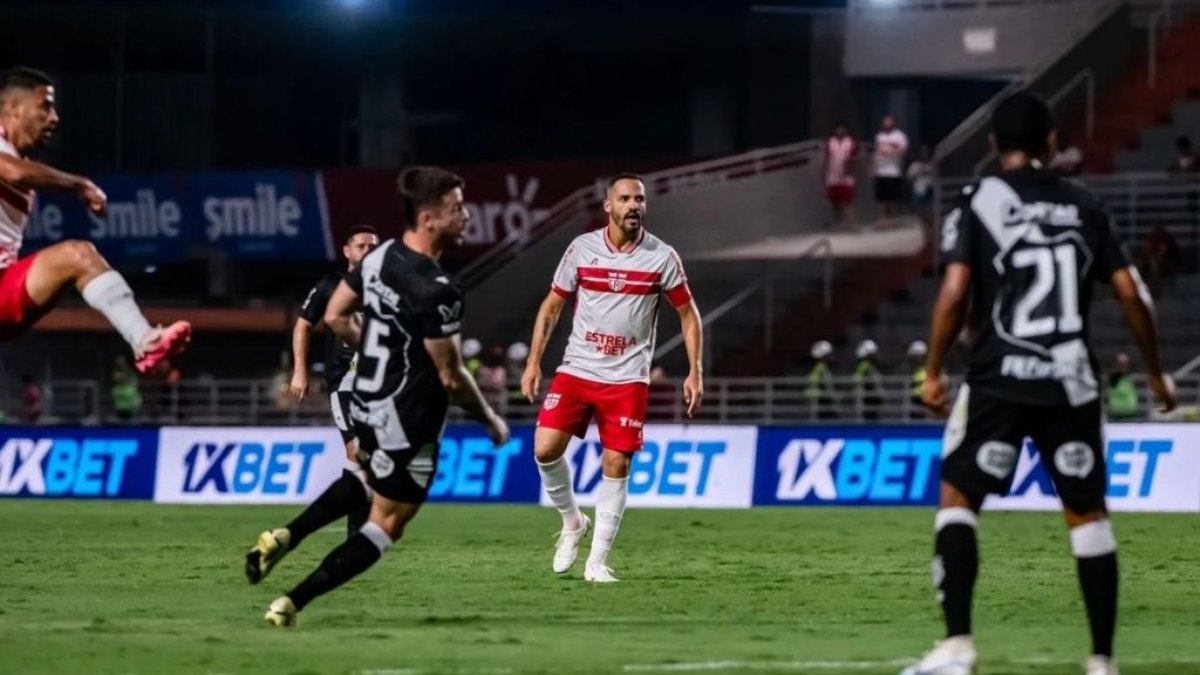 Ponte Preta conquista os três pontos contra o CRB em minutos finais pela Série B Ponte Preta conquista os três pontos contra o CRB em minutos finais pela Série B