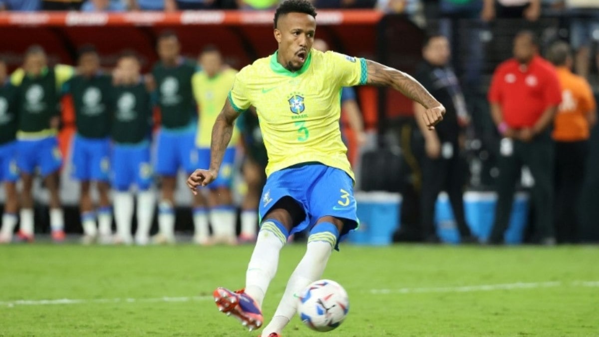 Éder Militão sofre lesão e é cortado da Seleção Éder Militão sofre lesão e é cortado da Seleção
