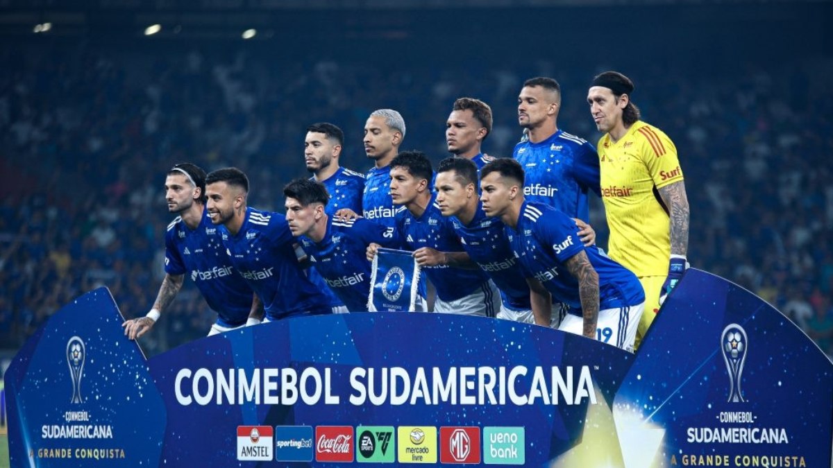 Cruzeiro voltará a disputar uma semifinal continental após 15 anos Cruzeiro voltará a disputar uma semifinal continental após 15 anos