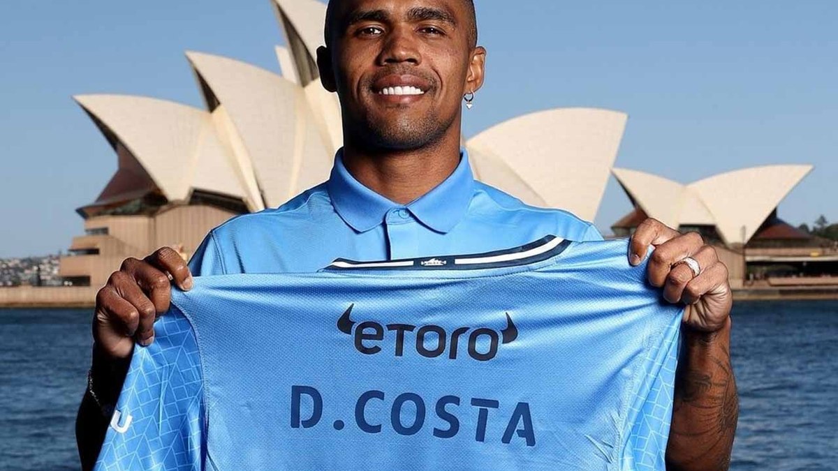 Douglas Costa cria conta no OnlyFans e vislumbra potencial da plataforma: ‘Alcance global’ Douglas Costa cria conta no OnlyFans e vislumbra potencial da plataforma: ‘Alcance global’