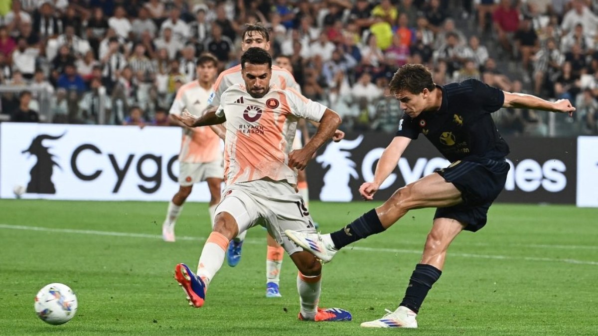 Em jogo disputado e com poucas chances claras, Juventus empata com a Roma Em jogo disputado e com poucas chances claras, Juventus empata com a Roma