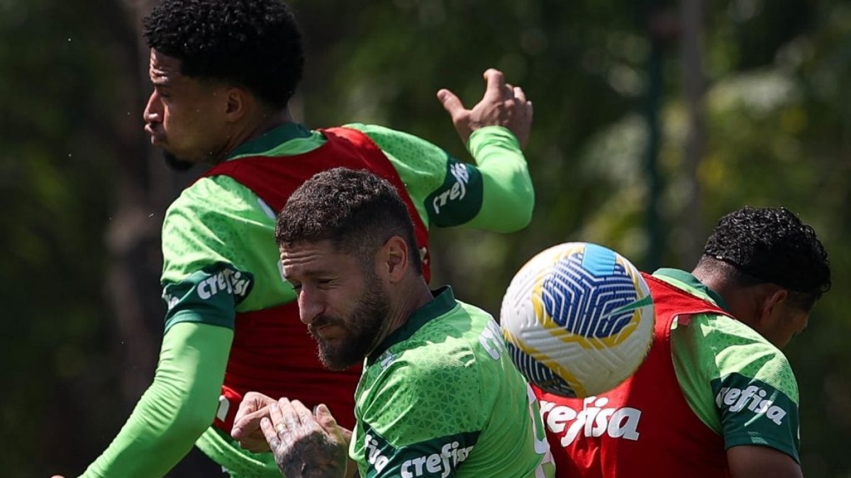 Palmeirase se prepara para jogo de sábado contra o Galo Palmeirase se prepara para jogo de sábado contra o Galo
