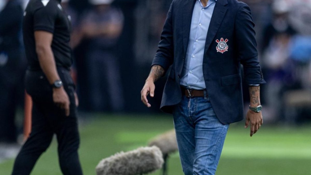 Emiliano Díaz rasga elogios a Yuri Alberto: ‘Fez uma partida impressionante’ Emiliano Díaz rasga elogios a Yuri Alberto: ‘Fez uma partida impressionante’