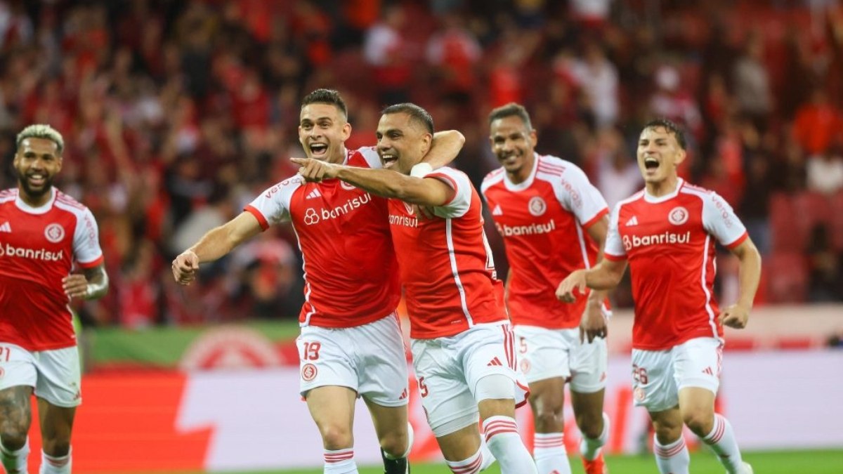 Internacional vence o Cuiabá e segue colado no G6 do Brasileirão Internacional vence o Cuiabá e segue colado no G6 do Brasileirão