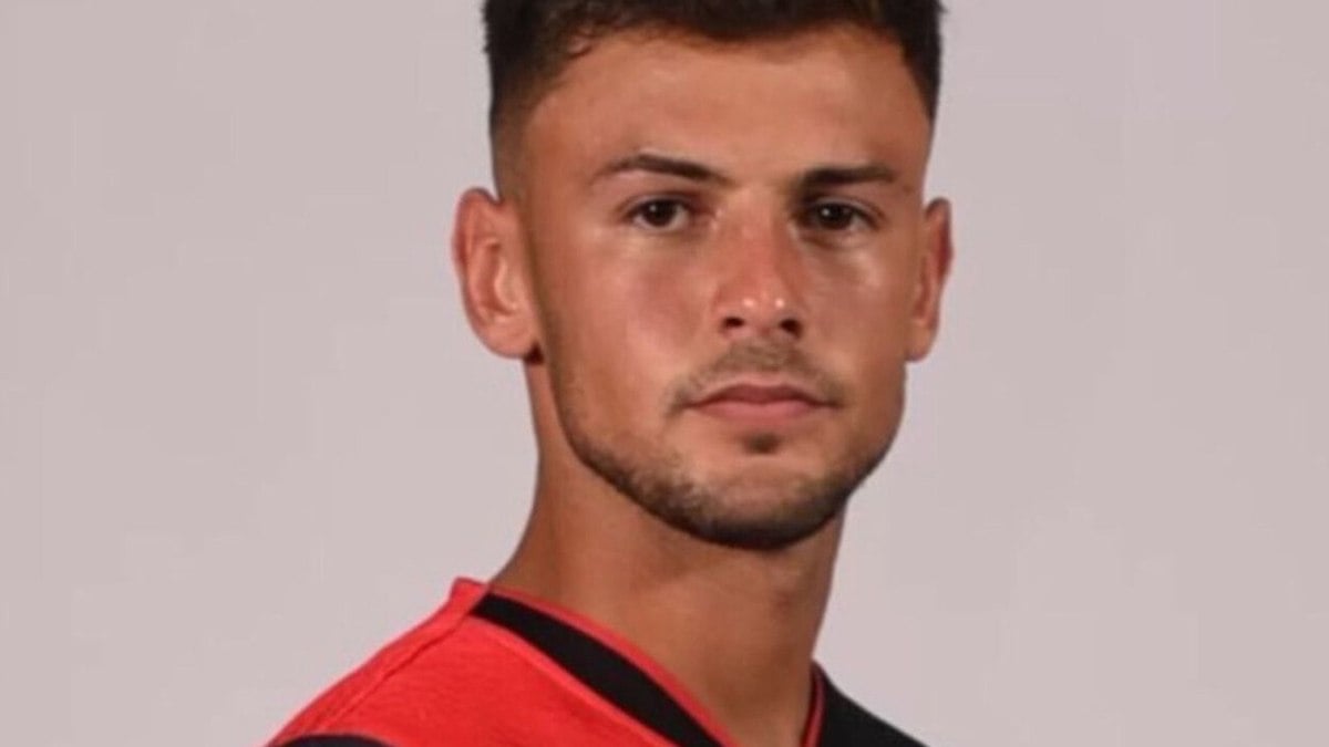 Vasco tenta empréstimo de Ian Glavinovich, do Newell’s Old Boys Vasco tenta empréstimo de Ian Glavinovich, do Newell’s Old Boys