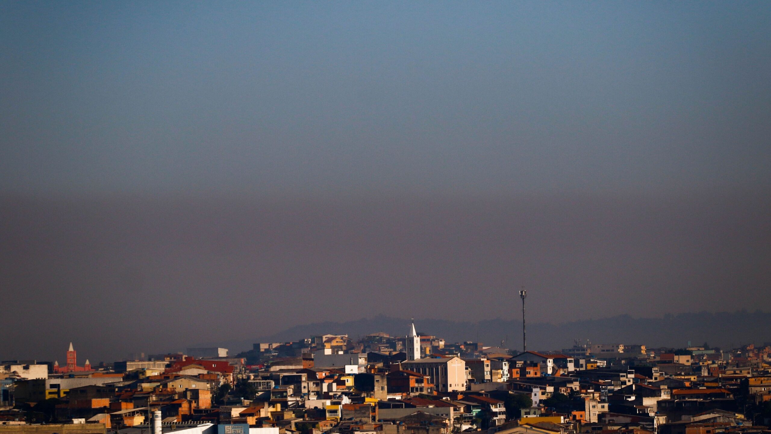 Apenas seis estados estão fora do alerta de baixa umidade, diz Inmet Apenas seis estados estão fora do alerta de baixa umidade, diz Inmet