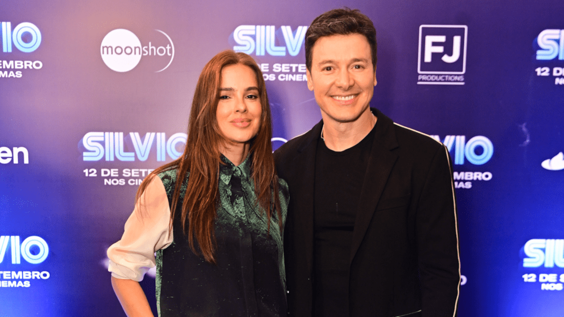 Mulher de Faro diz que ele estudou muito para não fazer um “Silvio Santos caricato“ Mulher de Faro diz que ele estudou muito para não fazer um “Silvio Santos caricato“