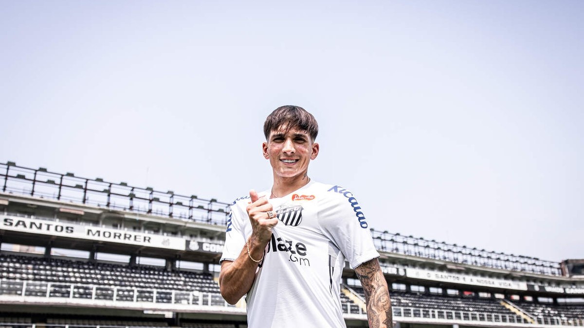 Laquintana quer chances no Santos para voltar à seleção uruguaia Laquintana quer chances no Santos para voltar à seleção uruguaia