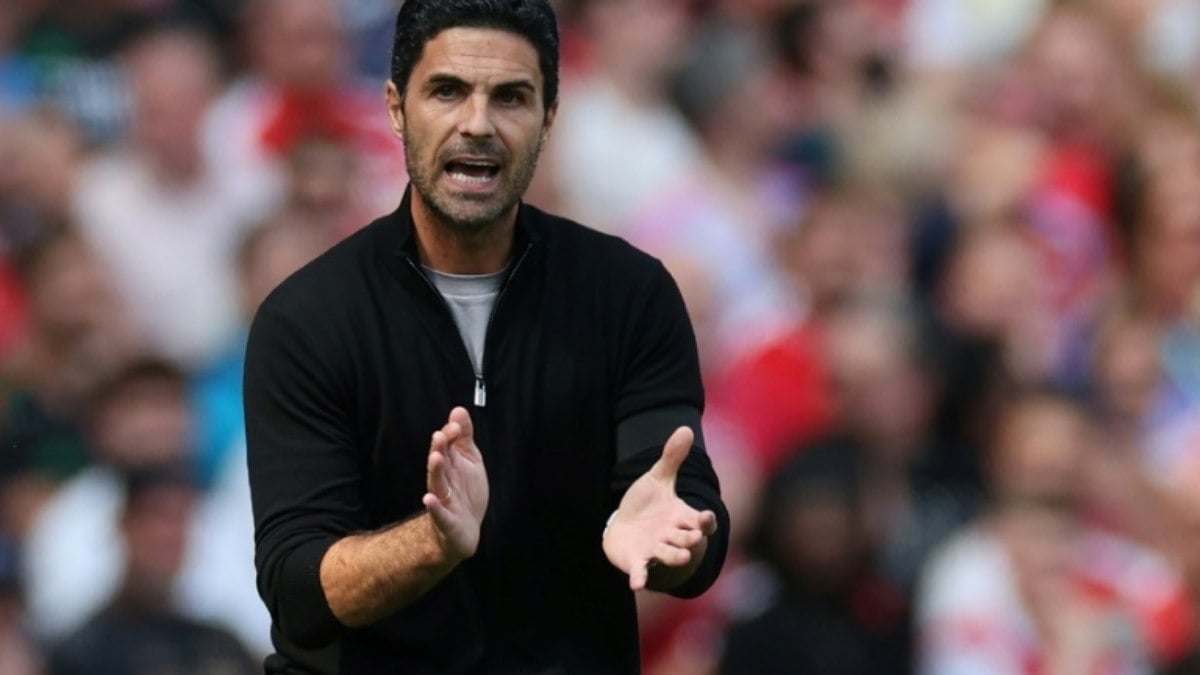 Técnico espanhol Mikel Arteta renova com Arsenal Técnico espanhol Mikel Arteta renova com Arsenal