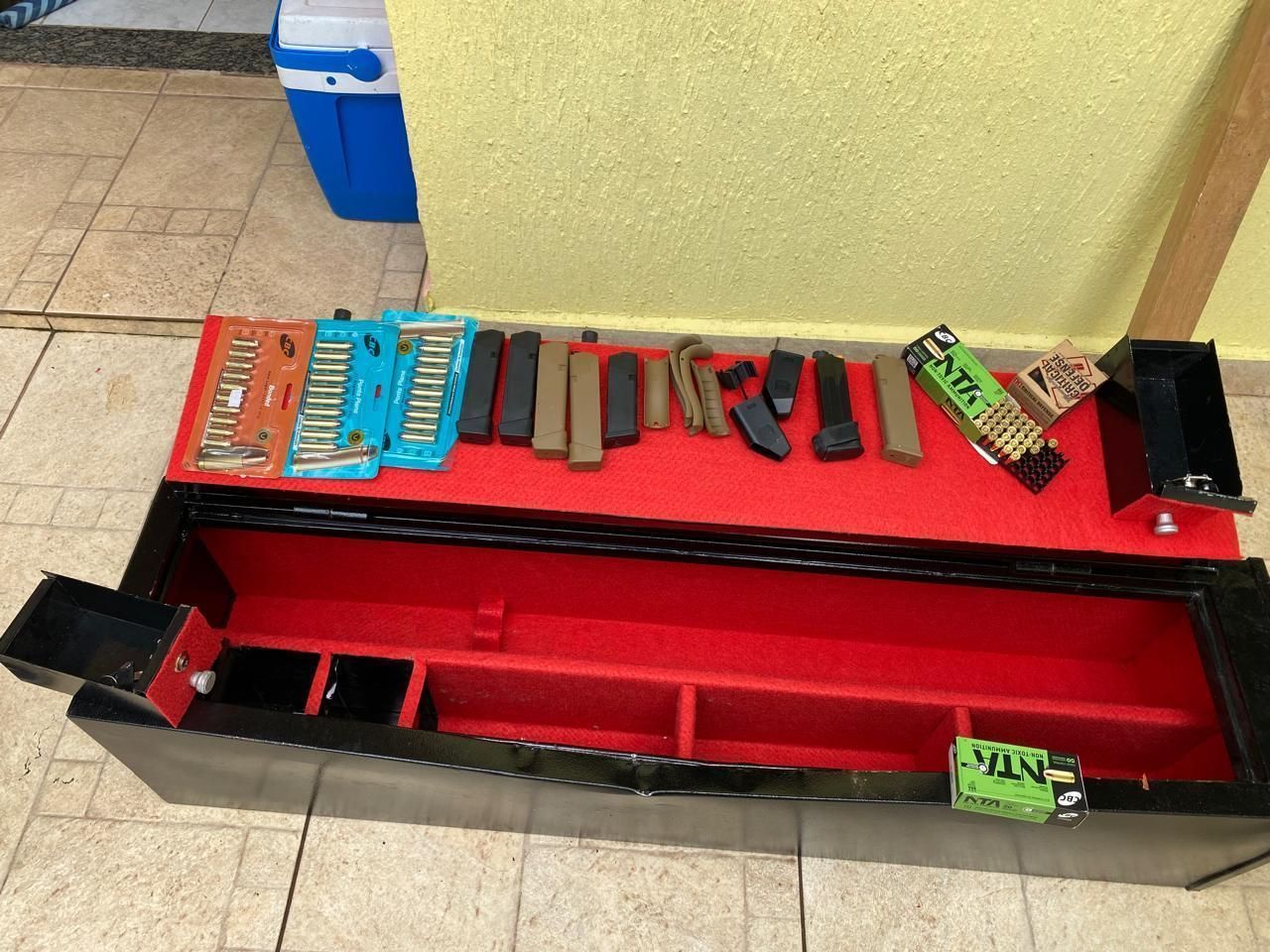 Polícia fecha central de “golpes de ingressos“ em Bertioga, litoral de São Paulo Polícia fecha central de “golpes de ingressos“ em Bertioga, litoral de São Paulo