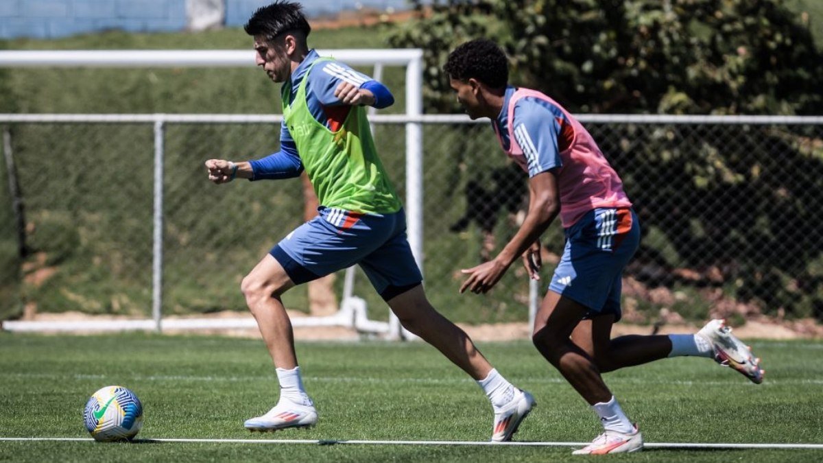 Cruzeiro se reapresenta nesta quinta-feira (05) com foco no Brasileirão e na Sul-Americana Cruzeiro se reapresenta nesta quinta-feira (05) com foco no Brasileirão e na Sul-Americana