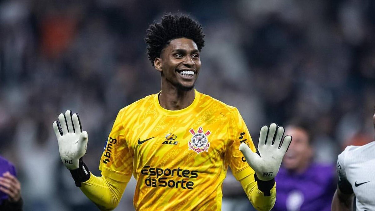 Corinthians pretende comprar Hugo Souza antes da semifinal da Copa do Brasil Corinthians pretende comprar Hugo Souza antes da semifinal da Copa do Brasil