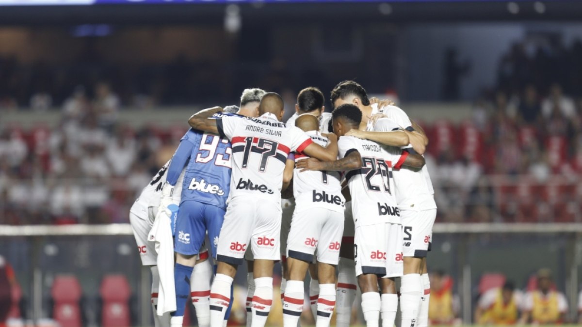 São Paulo segue no G6 do Brasileirão mesmo após derrota para o Inter; veja as estatísticas São Paulo segue no G6 do Brasileirão mesmo após derrota para o Inter; veja as estatísticas