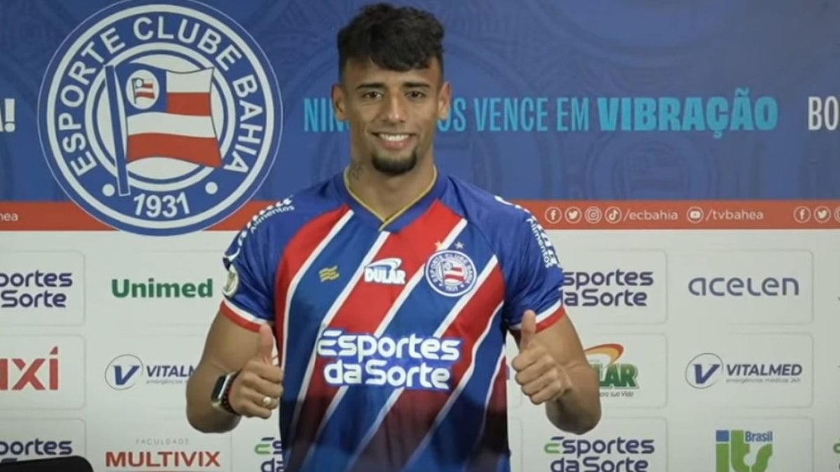 Bahia encerra janela de transferência entre os cinco clubes que mais gastaram no futebol brasileiro Bahia encerra janela de transferência entre os cinco clubes que mais gastaram no futebol brasileiro
