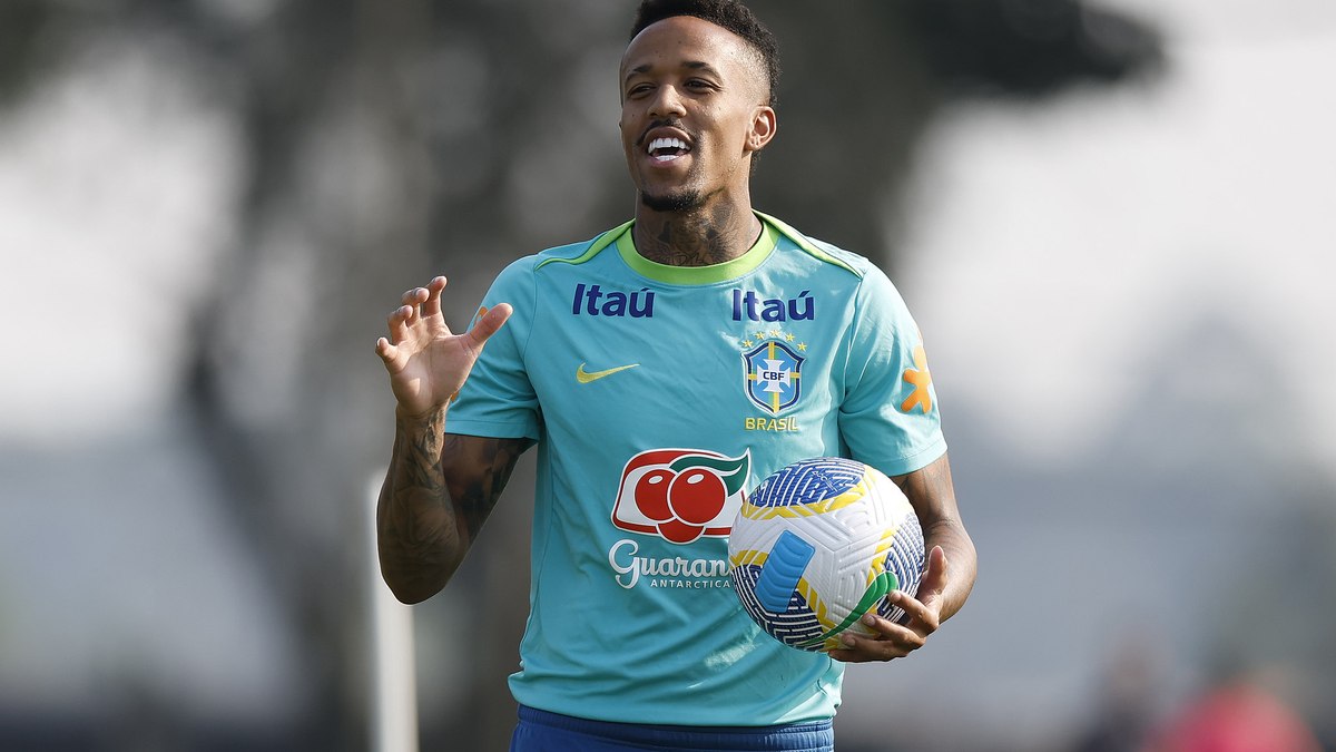 Éder Militão sofre lesão muscular e é cortado da seleção brasileira Éder Militão sofre lesão muscular e é cortado da seleção brasileira