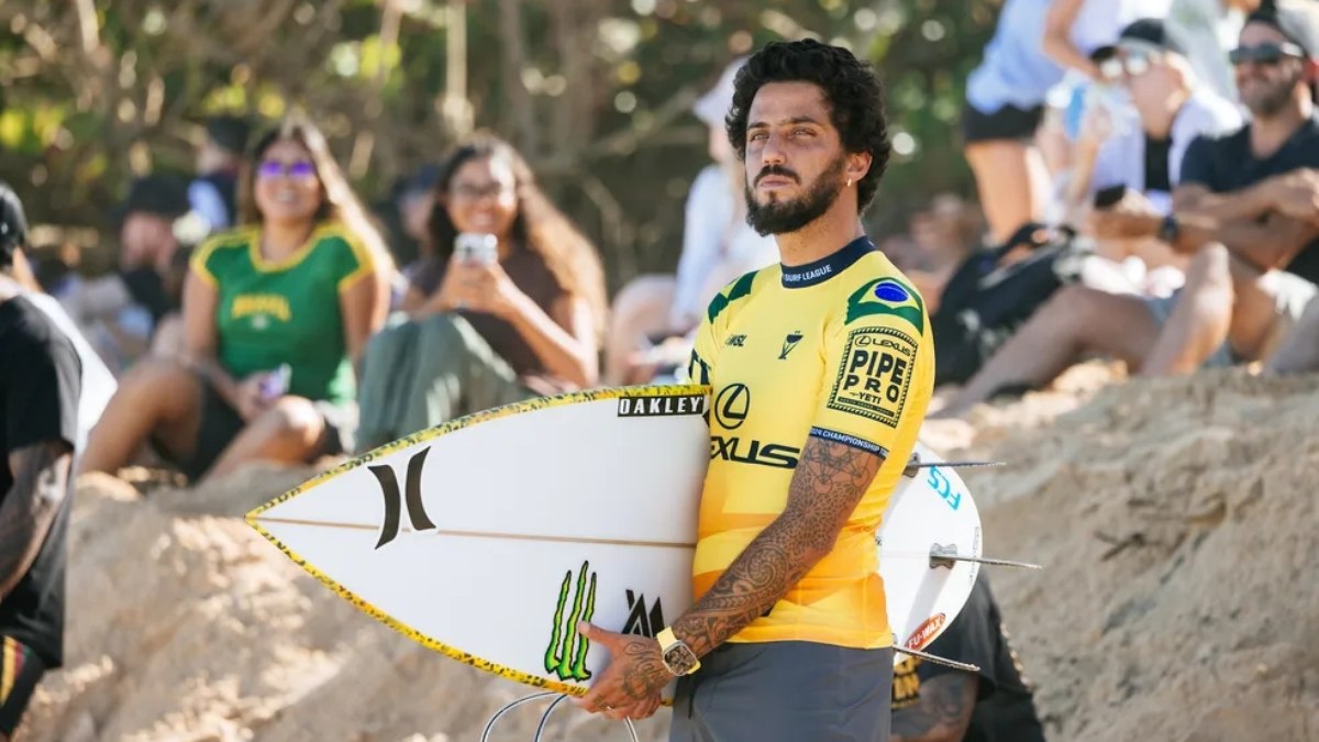Filipe Toledo anuncia volta ao CT em 2025 e aborda luta contra a depressão Filipe Toledo anuncia volta ao CT em 2025 e aborda luta contra a depressão