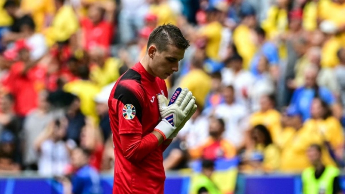 Lunin renova com Real Madrid até 2030