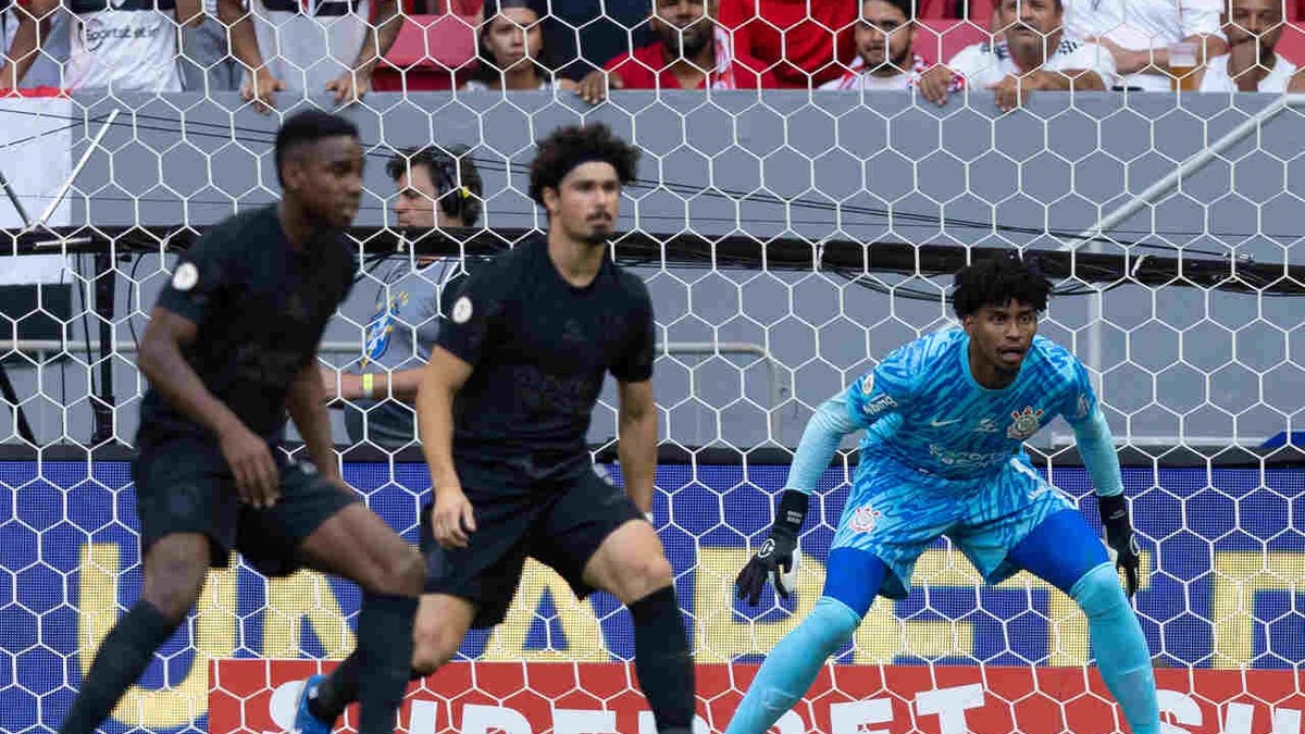 Corinthians ganha três desfalques para partida contra o Internacional Corinthians ganha três desfalques para partida contra o Internacional