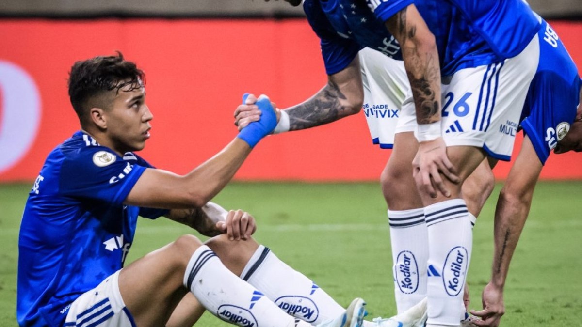 Cruzeiro inicia semana em busca de reabilitação no Brasileirão Cruzeiro inicia semana em busca de reabilitação no Brasileirão