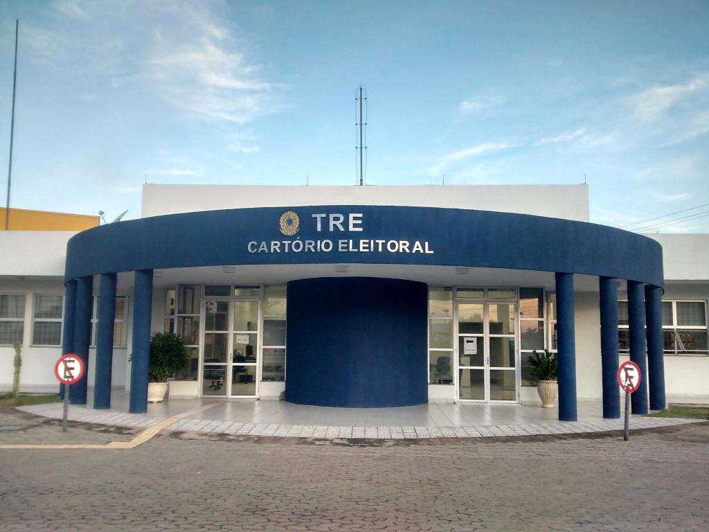 Justiça nega pedidos de adversário e mantém propagandas de Kleber Marra Justiça nega pedidos de adversário e mantém propagandas de Kleber Marra