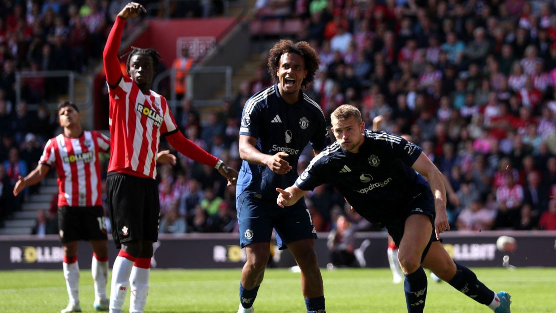 Premier League: Manchester United domina Southampton e vence fora de casa Premier League: Manchester United domina Southampton e vence fora de casa