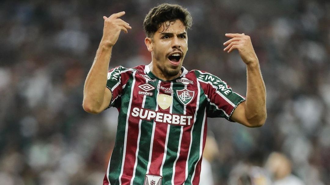 Fluminense atualiza estado de saúde de Nonato após choque contra o Botafogo Fluminense atualiza estado de saúde de Nonato após choque contra o Botafogo