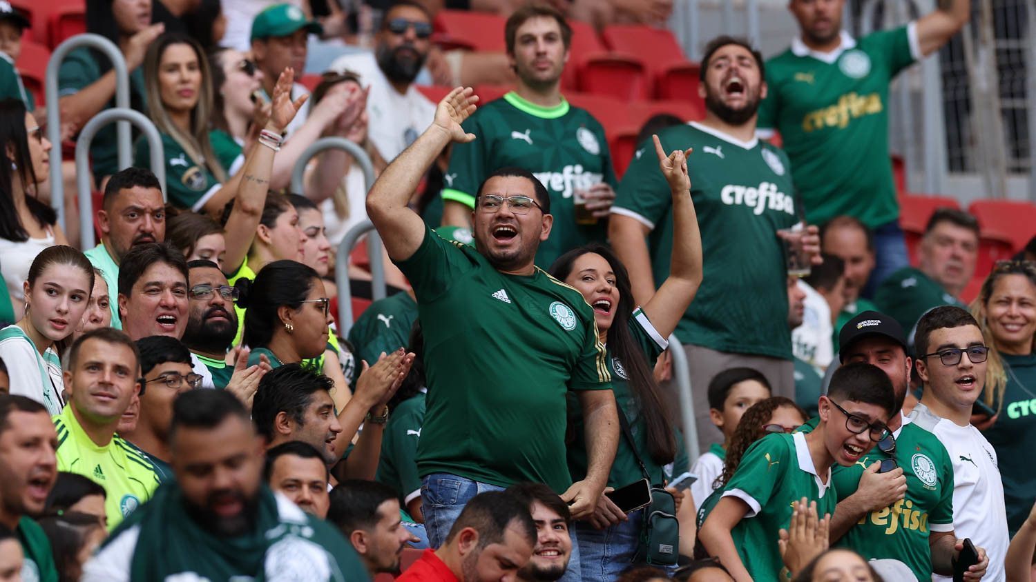 Vasco x Palmeiras: maior público do Brasil no ano e renda de R$ 7,5 milhões Vasco x Palmeiras: maior público do Brasil no ano e renda de R$ 7,5 milhões
