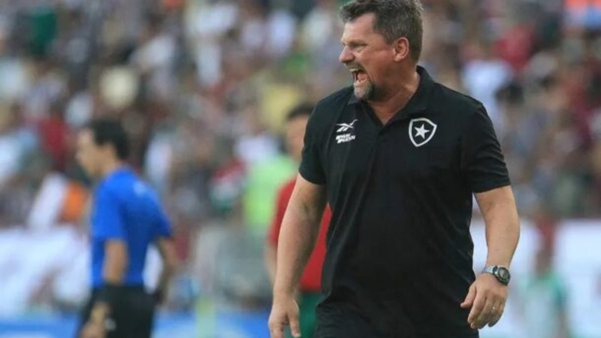 Juventude anuncia ex-interino do Botafogo para substituir Jair Ventura Juventude anuncia ex-interino do Botafogo para substituir Jair Ventura