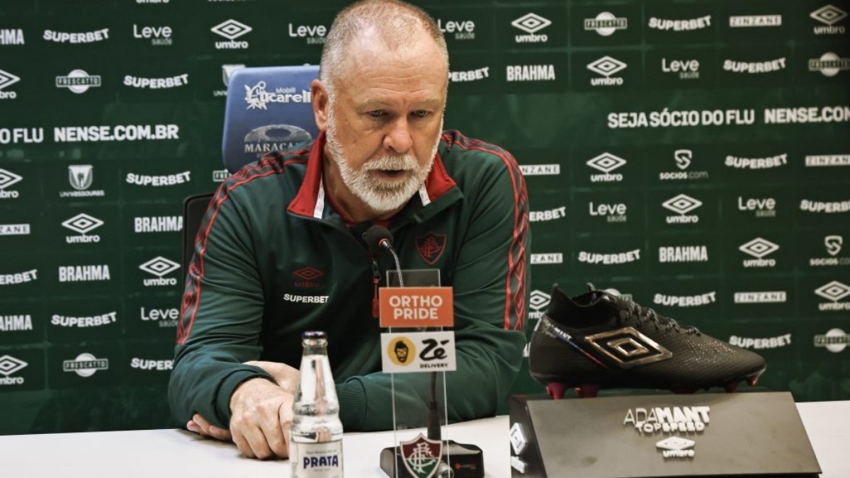 “não vou me omitir de tomar as decisões que eu preciso tomar por estar sendo vaiado” “não vou me omitir de tomar as decisões que eu preciso tomar por estar sendo vaiado”