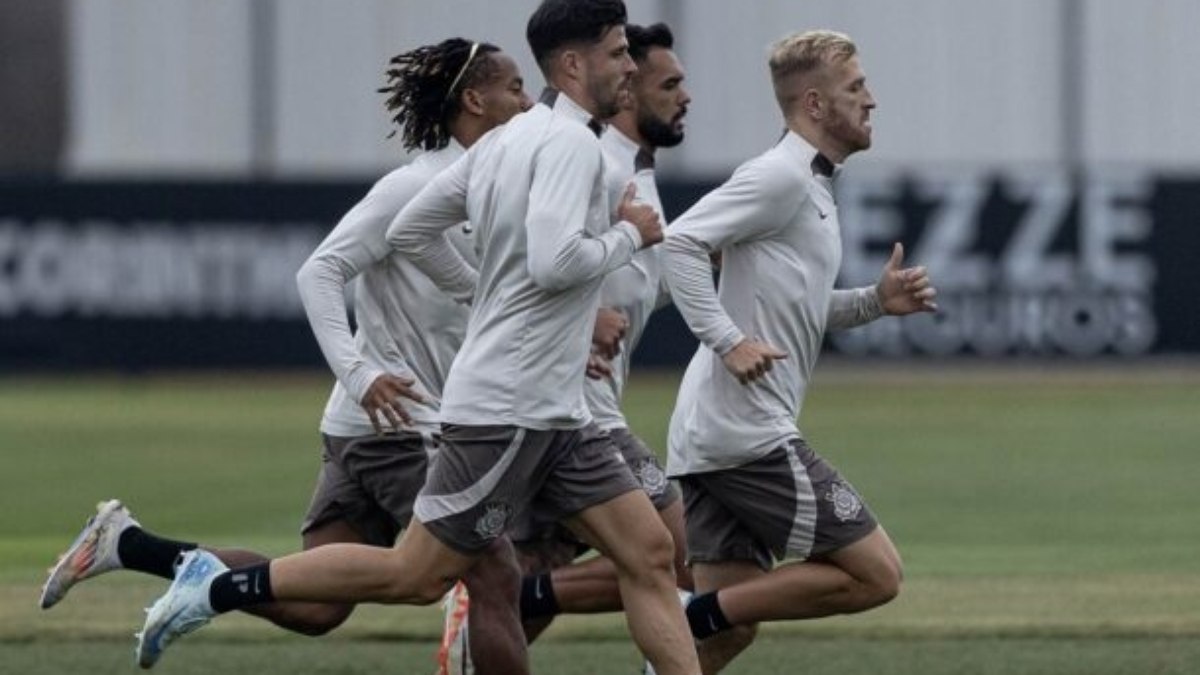 Corinthians tem 13 pendurados e pode ter desfalques importantes no Dérbi Corinthians tem 13 pendurados e pode ter desfalques importantes no Dérbi