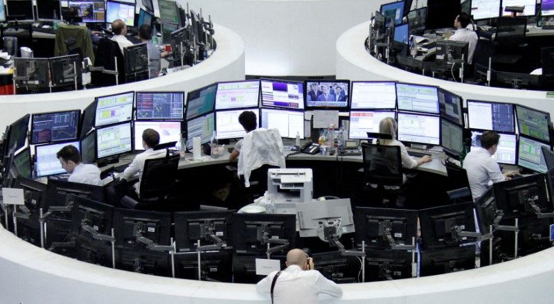 Ações europeias caem majoritariamente após PMIs de serviços e Oriente Médio no radar Ações europeias caem majoritariamente após PMIs de serviços e Oriente Médio no radar