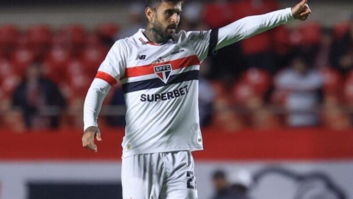 Liziero destaca a entrega do São Paulo e dedica o gol ao seu filho Liziero destaca a entrega do São Paulo e dedica o gol ao seu filho