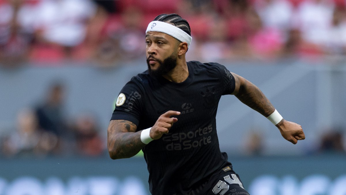 Jornal espanhol destaca começo difícil de Depay no Corinthians Jornal espanhol destaca começo difícil de Depay no Corinthians