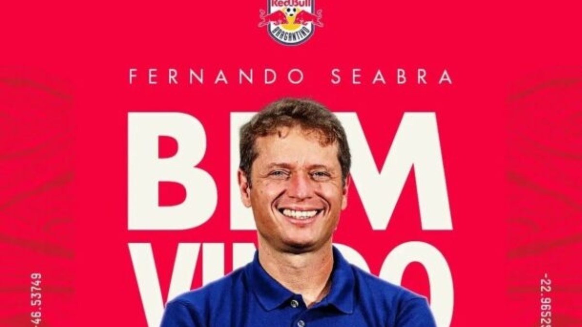 Bragantino anuncia a contratação de Fernando Seabra, ex-Cruzeiro