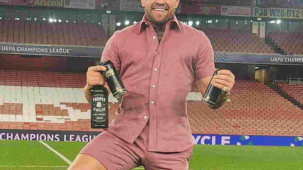 Vai encarar? Jogador do Arsenal ‘se assusta’ com Conor McGregor Vai encarar? Jogador do Arsenal ‘se assusta’ com Conor McGregor