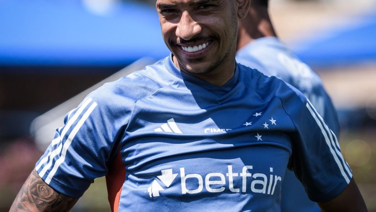 Cruzeiro tem retorno de meia antes de jogo contra o Fluminense Cruzeiro tem retorno de meia antes de jogo contra o Fluminense
