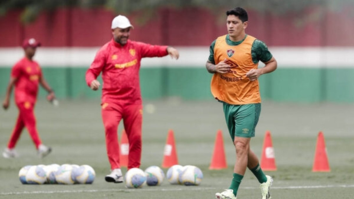 Mano tenta melhorar desempenho ofensivo do Fluminense no Brasileirão Mano tenta melhorar desempenho ofensivo do Fluminense no Brasileirão