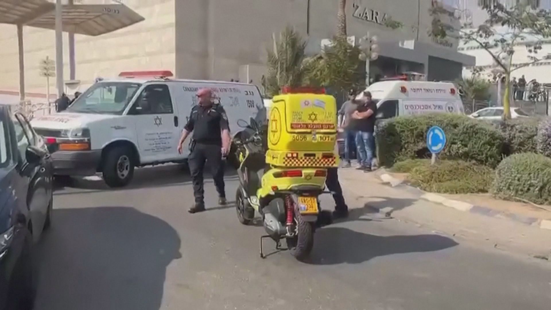 Ataque a tiros no sul de Israel deixa vários feridos, diz polícia Ataque a tiros no sul de Israel deixa vários feridos, diz polícia