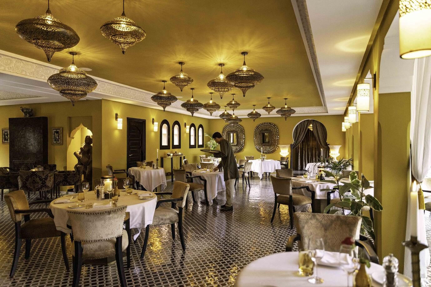 Conheça o hotel de luxo no Marrocos com vista para as montanhas Atlas e diárias de R$ 26 mil Conheça o hotel de luxo no Marrocos com vista para as montanhas Atlas e diárias de R$ 26 mil
