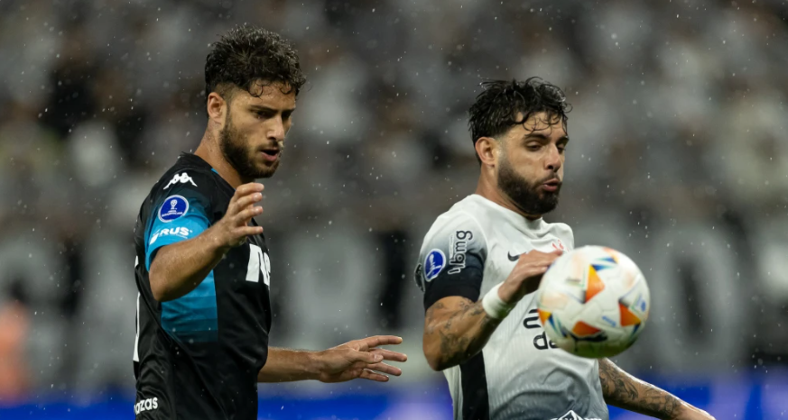 Corinthians e Racing definem quem enfrenta o Cruzeiro na final da Sul-Americana Corinthians e Racing definem quem enfrenta o Cruzeiro na final da Sul-Americana